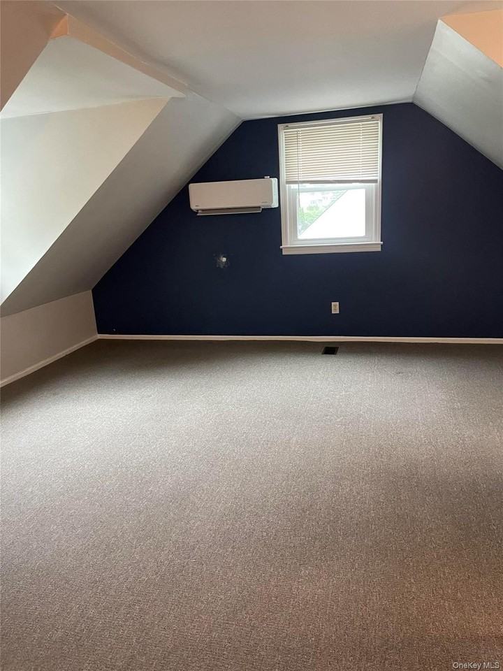 206 Dickinson Ave - Photo 6 of 6