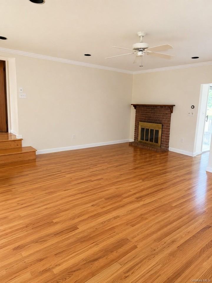 45 S Middletown Rd - Photo 4 of 15