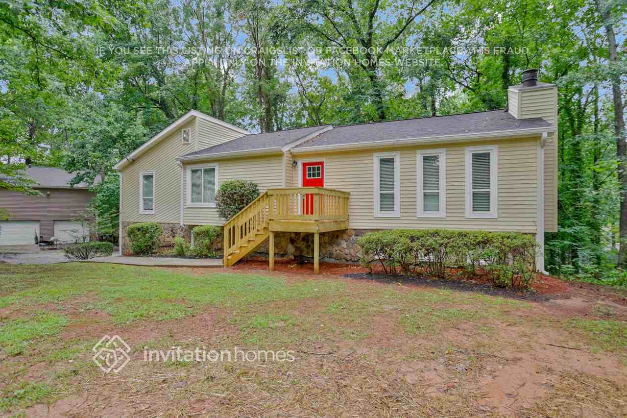5044 Post Road Ct - Photo 3 of 26
