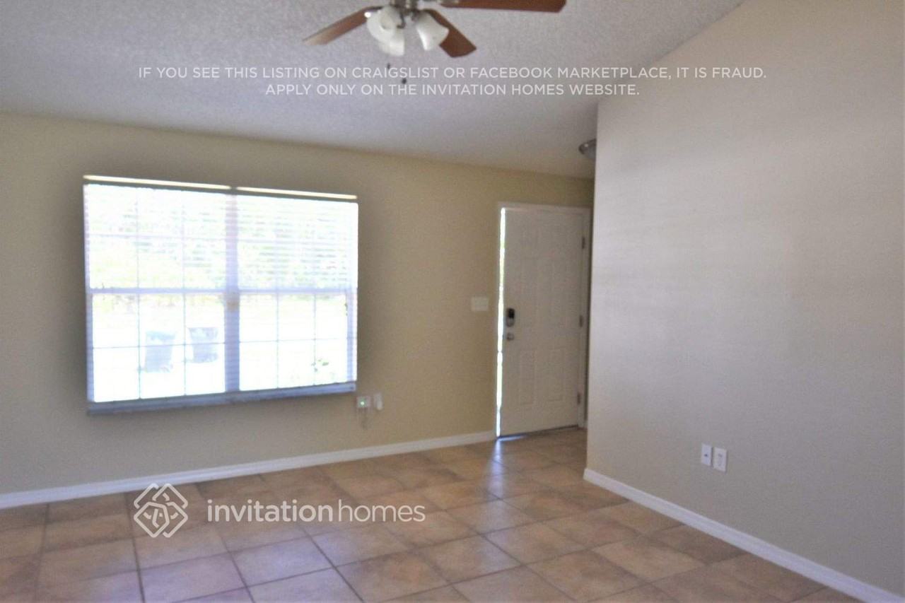 1786 Hydrangea Rd Nw - Photo 2 of 10