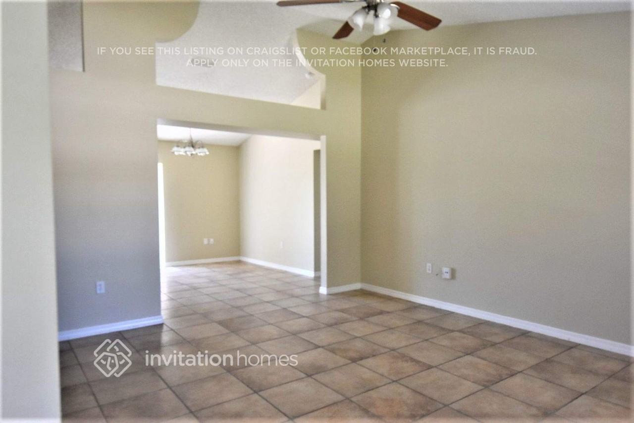 1786 Hydrangea Rd Nw - Photo 3 of 10