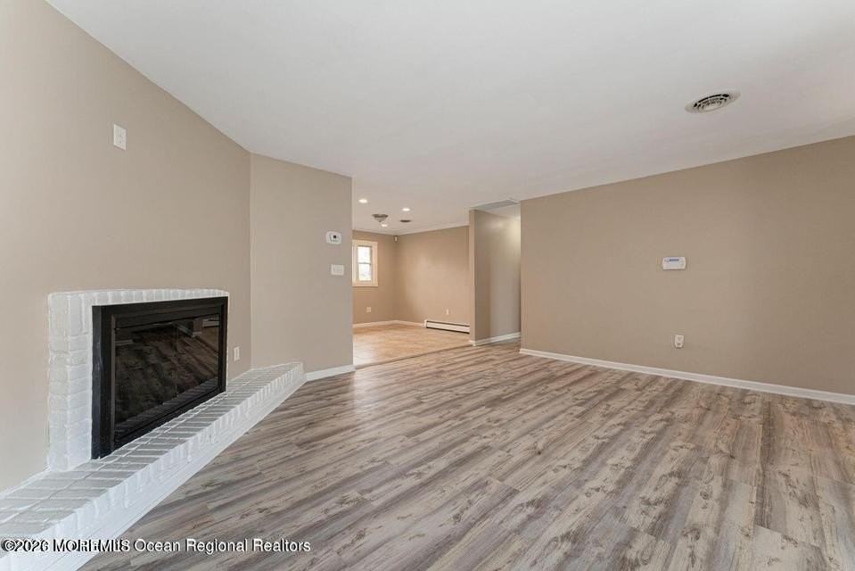 34 Bell St - Photo 3 of 29