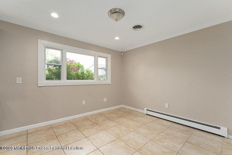 34 Bell St - Photo 7 of 29