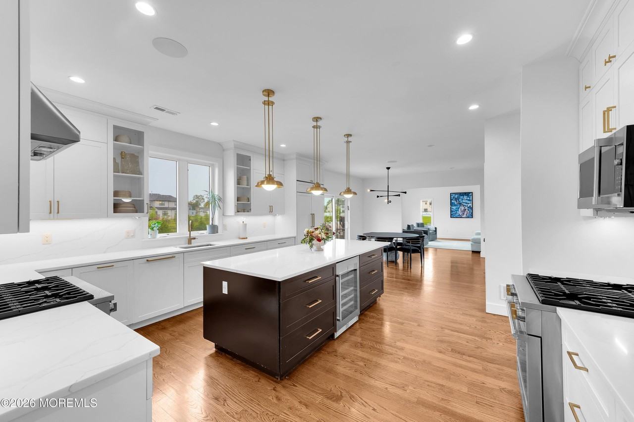 1675 St Regis Ct - Photo 5 of 44