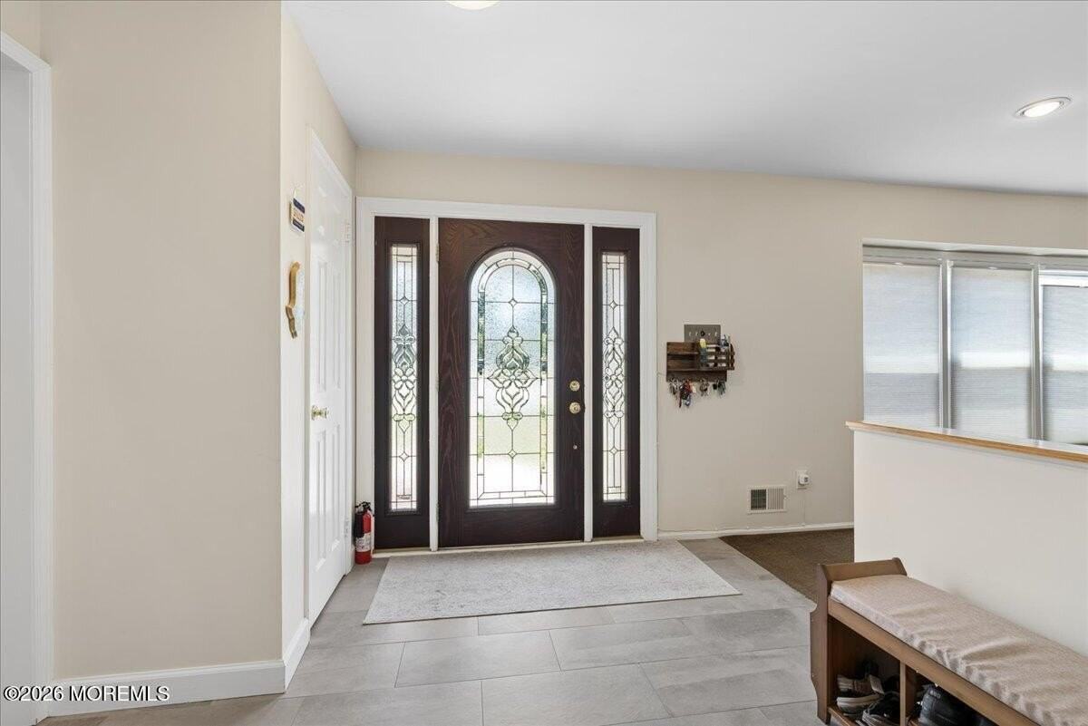 7 Cannan Ct - Photo 4 of 34