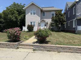 featured image of 117 Seaview Ave #2