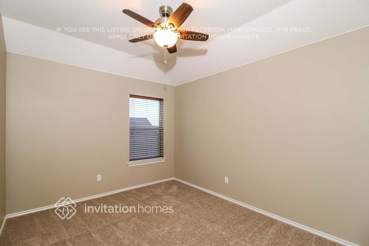 6231 Farrah Dr - Photo 7 of 16