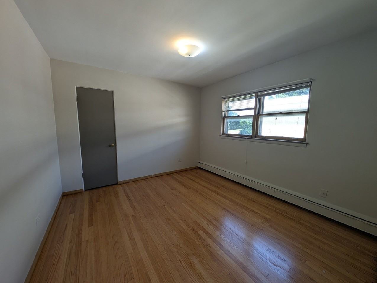 300 Burlington Ave #2ndFL - Photo 6 of 7