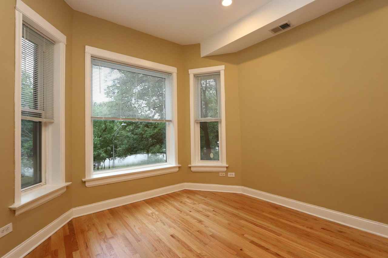 2431 N Kedzie Blvd #2nd - Photo 4 of 9
