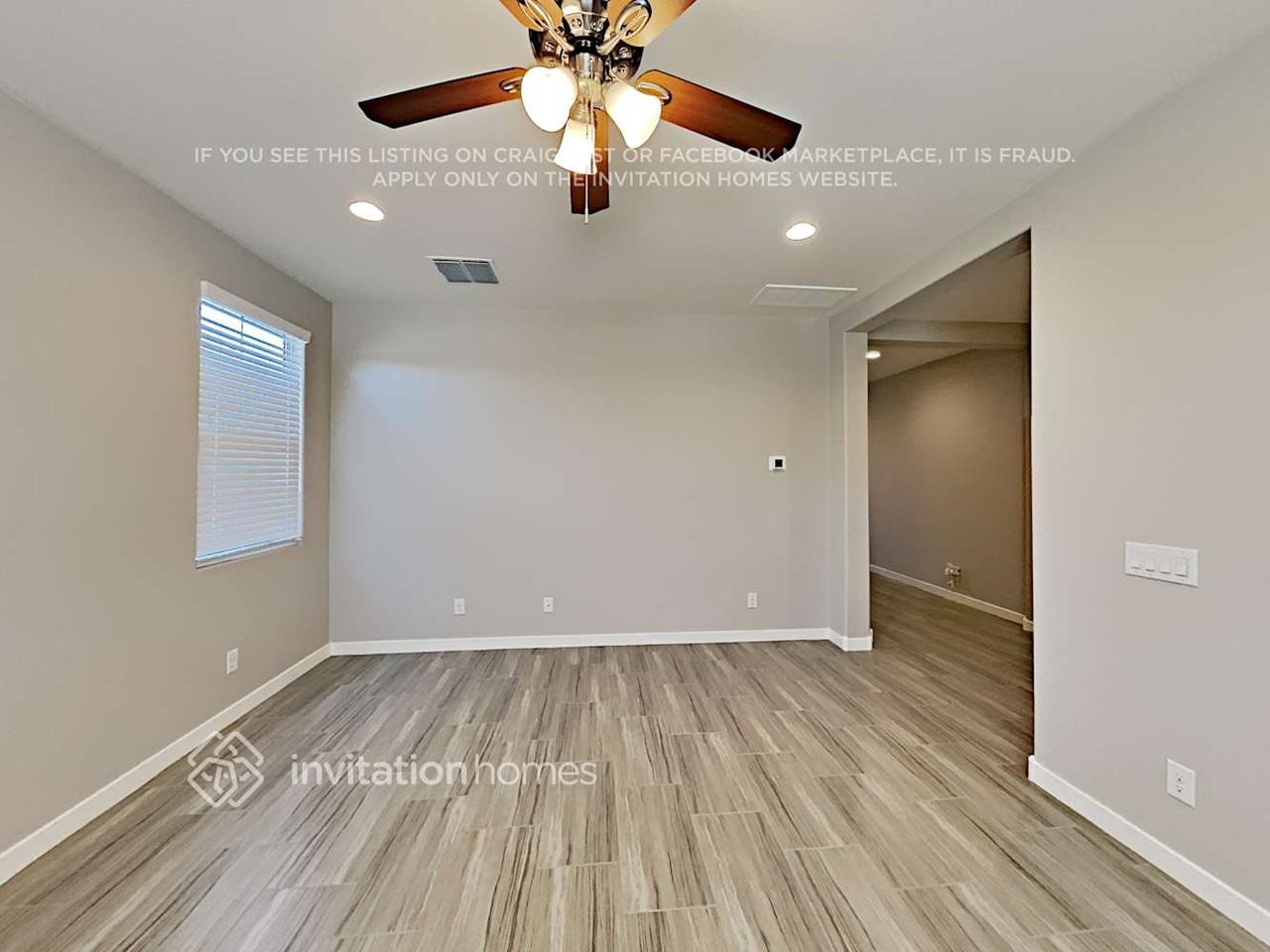 18767 W Cortez St - Photo 4 of 25