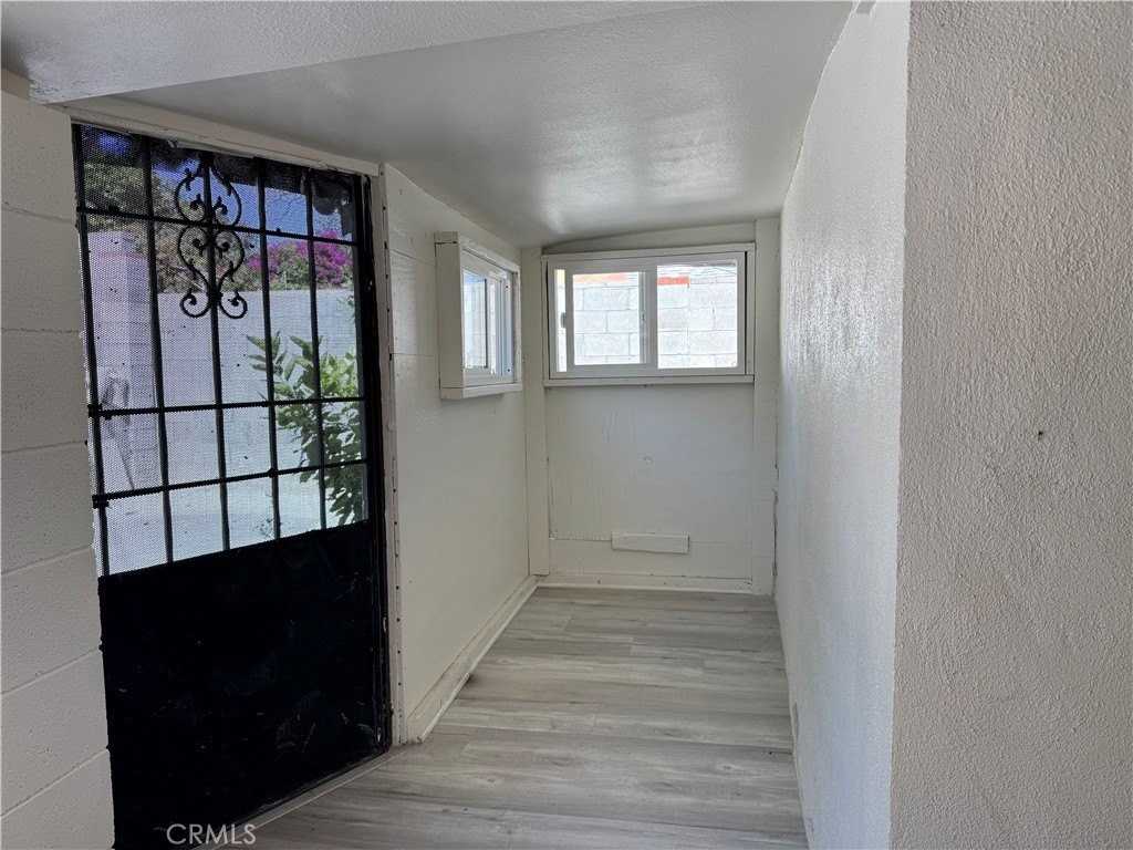 17425 Tadmore St - Photo 2 of 13