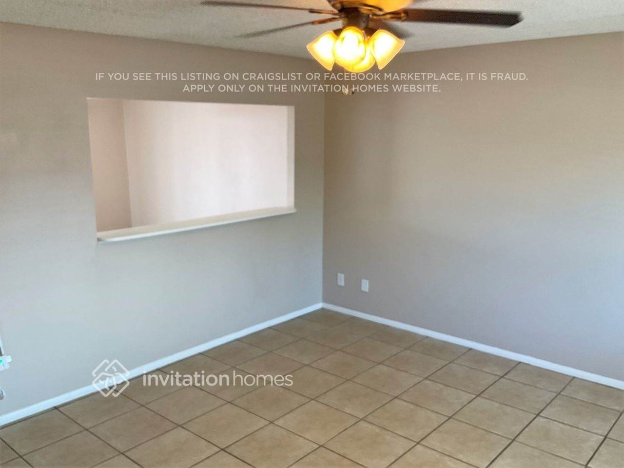 11605 N 58th Ave - Photo 3 of 7