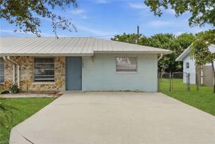 1195 S Alhambra Cir - Photo 1 of 1