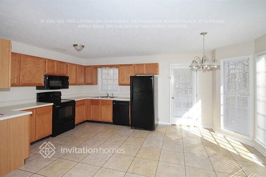 95 Sweetwater Ln - Photo 4 of 15