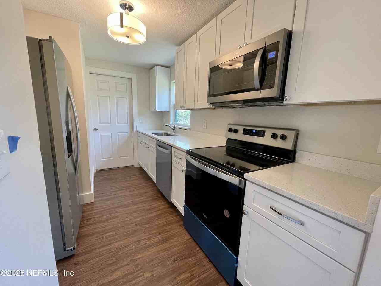 10867 Bahia Dr - Photo 2 of 21