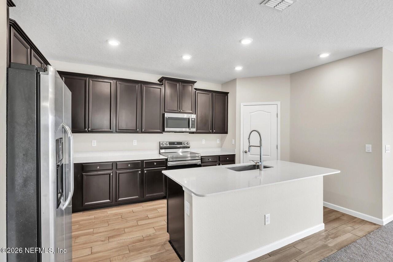 16187 Blossom Lake Dr - Photo 5 of 20