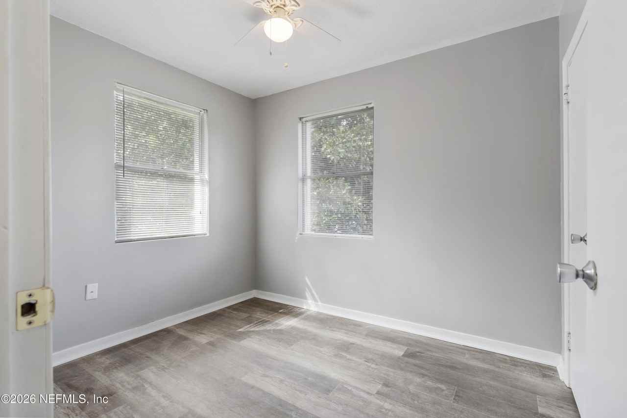 1004 Day Ave - Photo 7 of 15