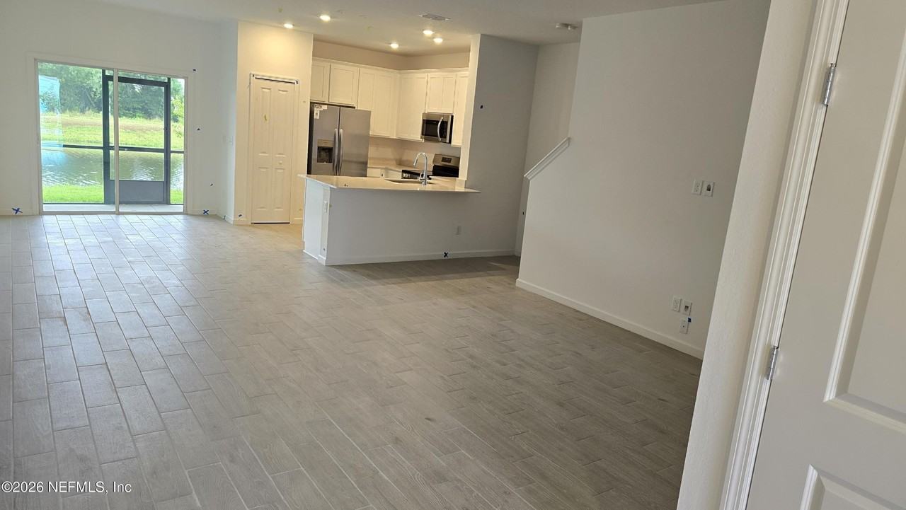 6821 Gable Grove Ave - Photo 4 of 21