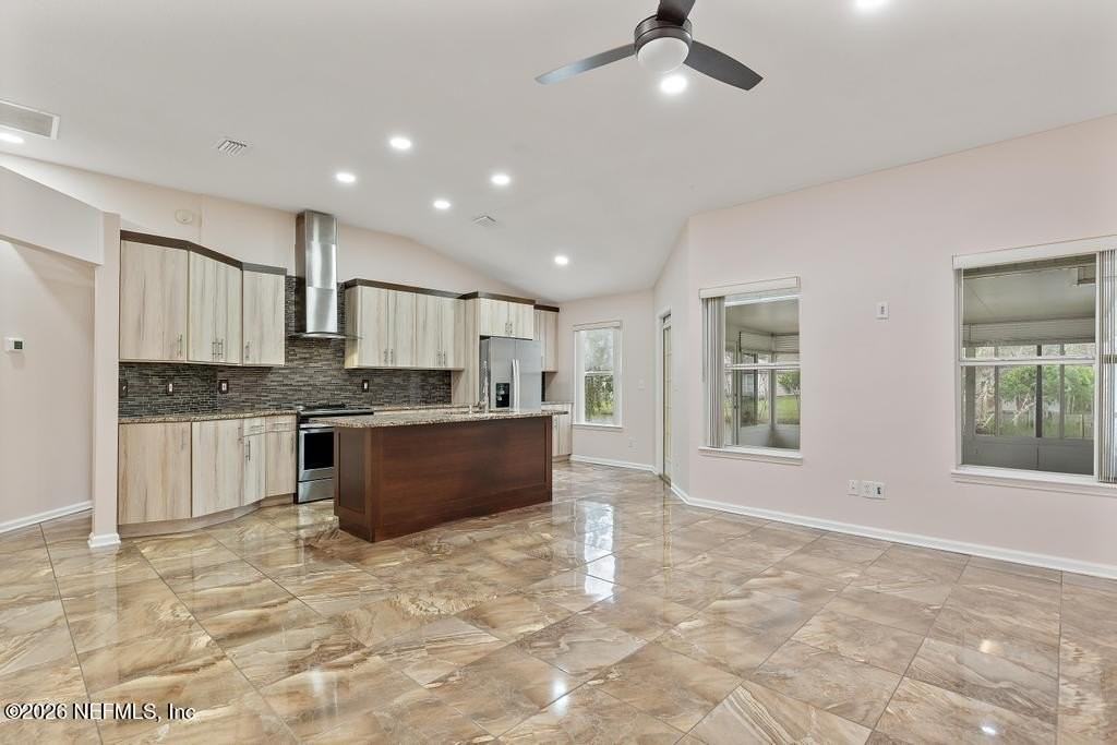 11466 Courtney Waters Ln - Photo 5 of 22