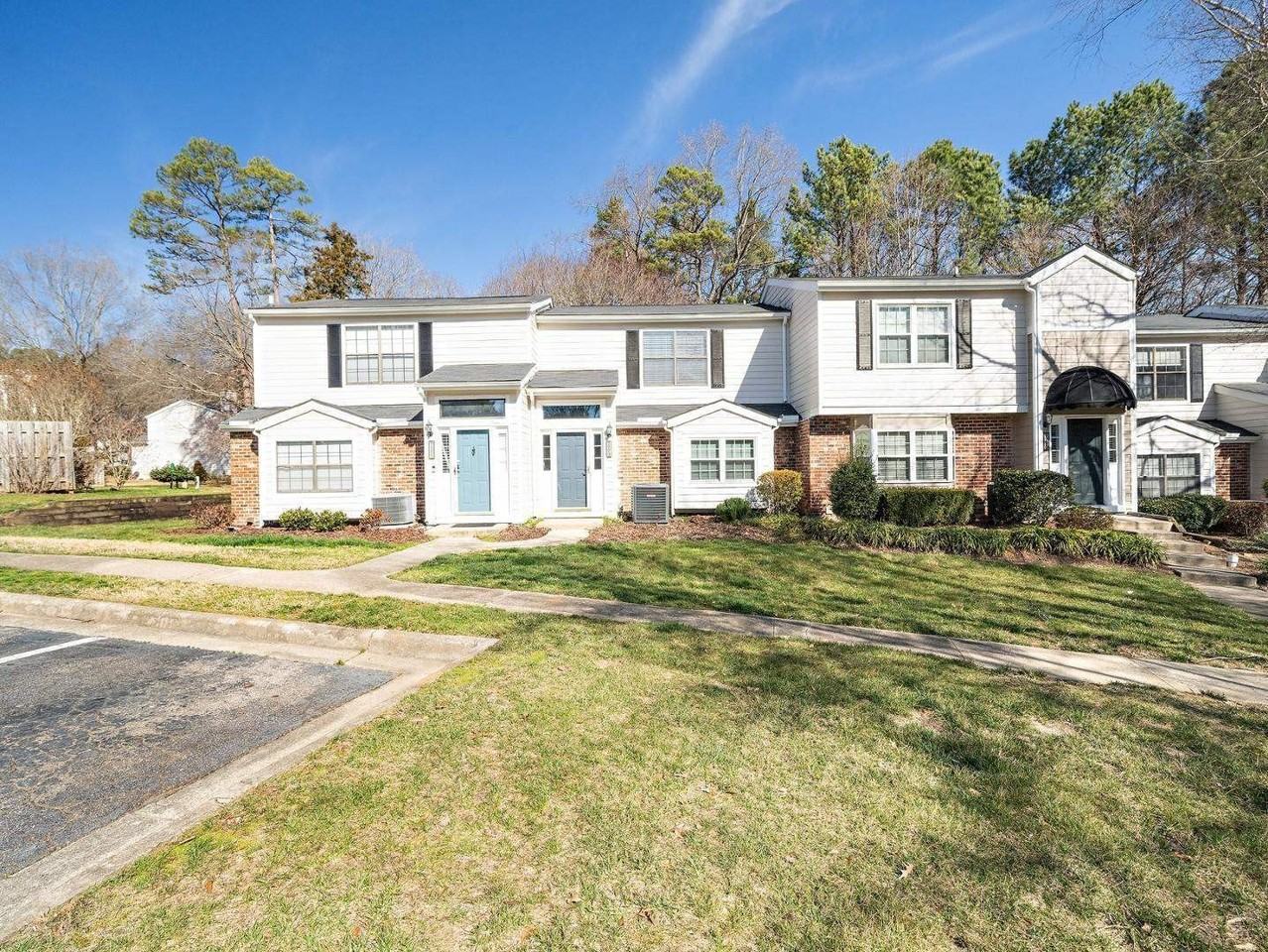 7773 Falcon Rest Cir - Photo 2 of 25