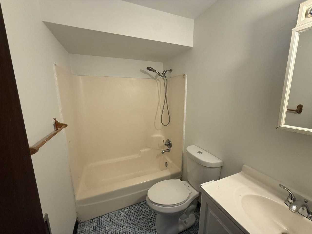 1713 Nelson Rd #12 - Photo 5 of 9