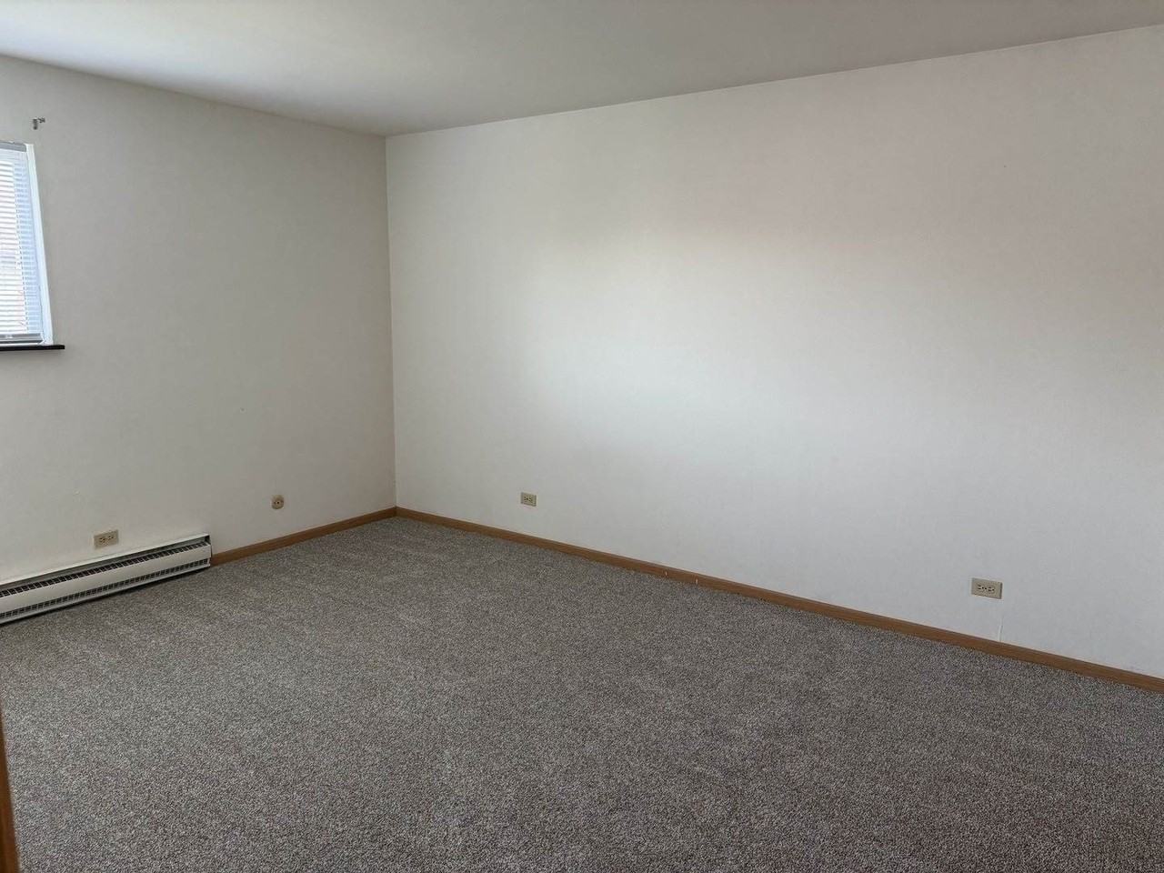 205 Morgan Ct #2C - Photo 3 of 3