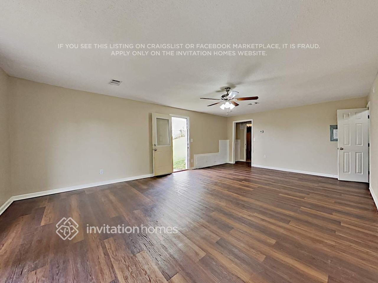 5817 Bradshaw Ct - Photo 5 of 24