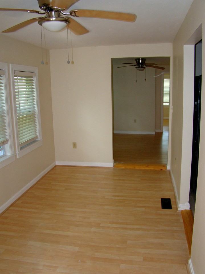 33 Norton St #1 - Photo 7 of 32