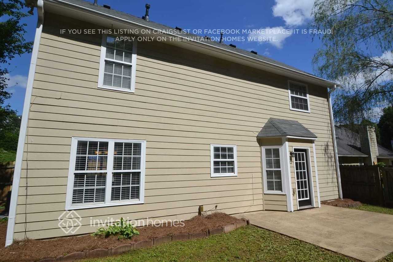 535 Devonshire Walk Dr - Photo 5 of 6