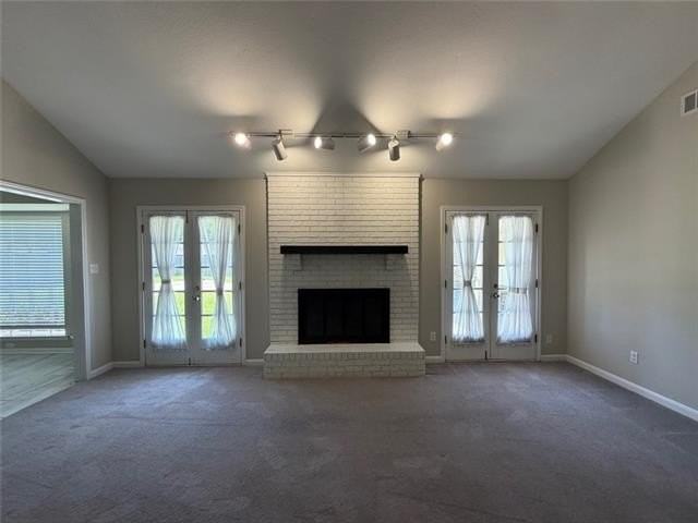 210 Camden St - Photo 5 of 24