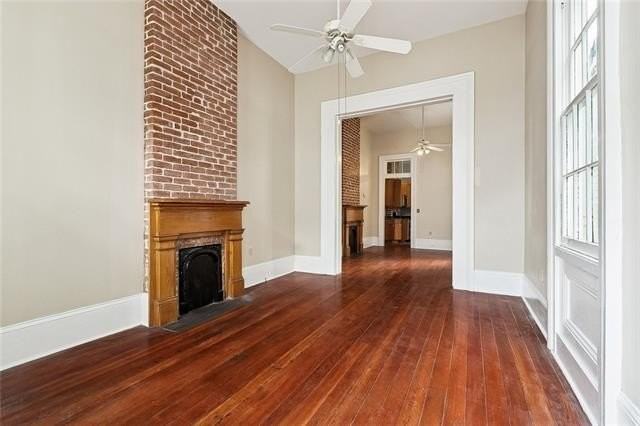 2044 Camp St - Photo 6 of 21