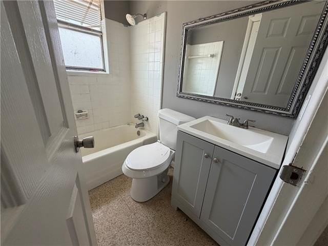 1209 Edenborn Ave - Photo 5 of 6