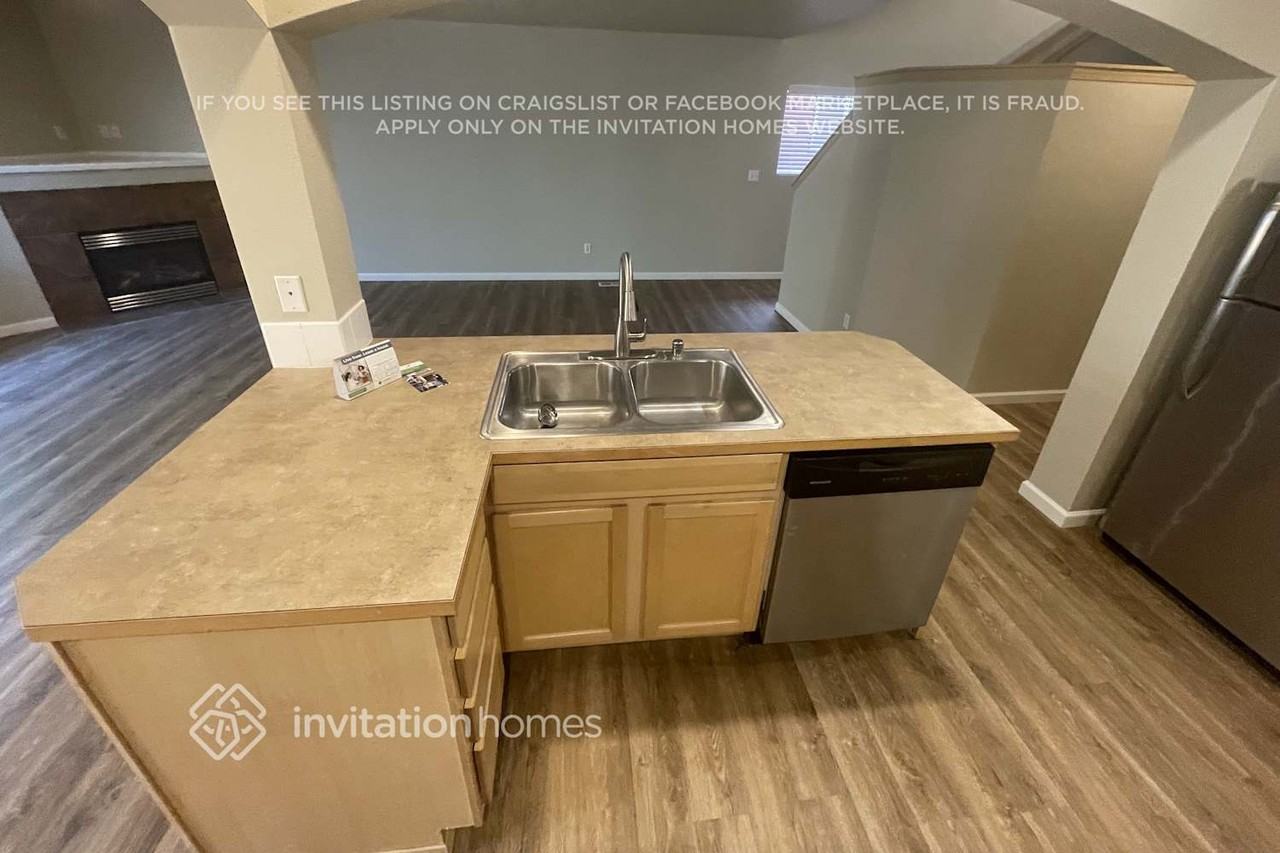 7325 178th Street Ct E - Photo 5 of 20