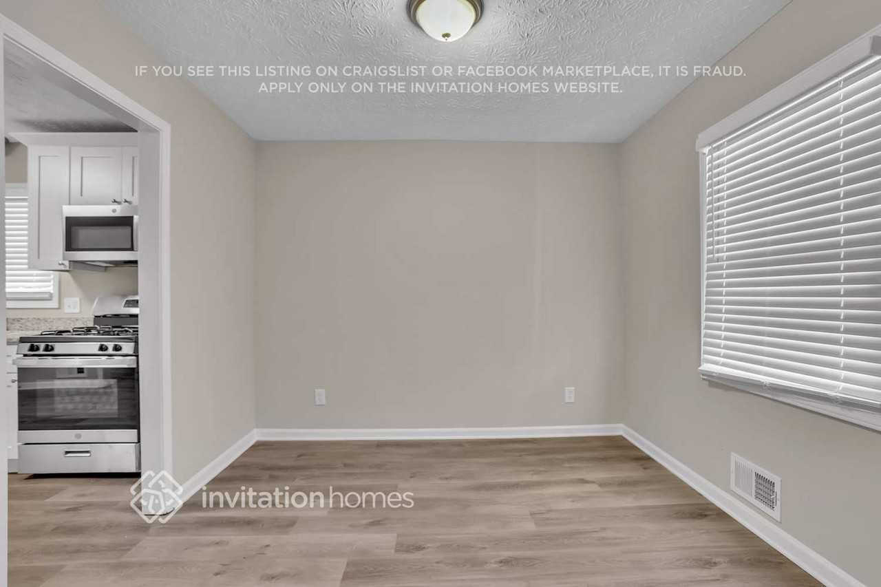 835 Brompton Ct - Photo 6 of 22