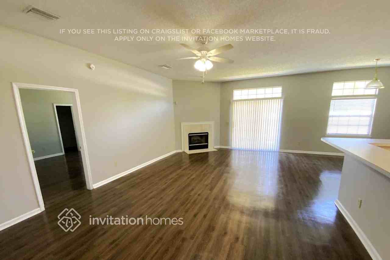 5335 Blue Pacific Dr W - Photo 3 of 8