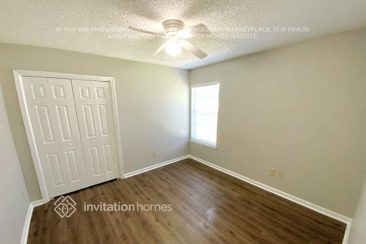 5335 Blue Pacific Dr W - Photo 6 of 8