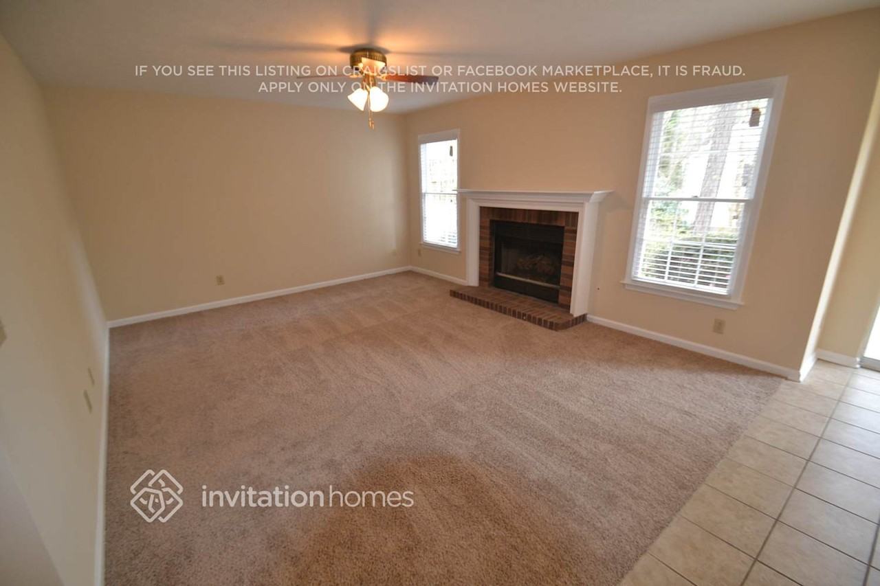 1402 Long Shadow Ct - Photo 3 of 14