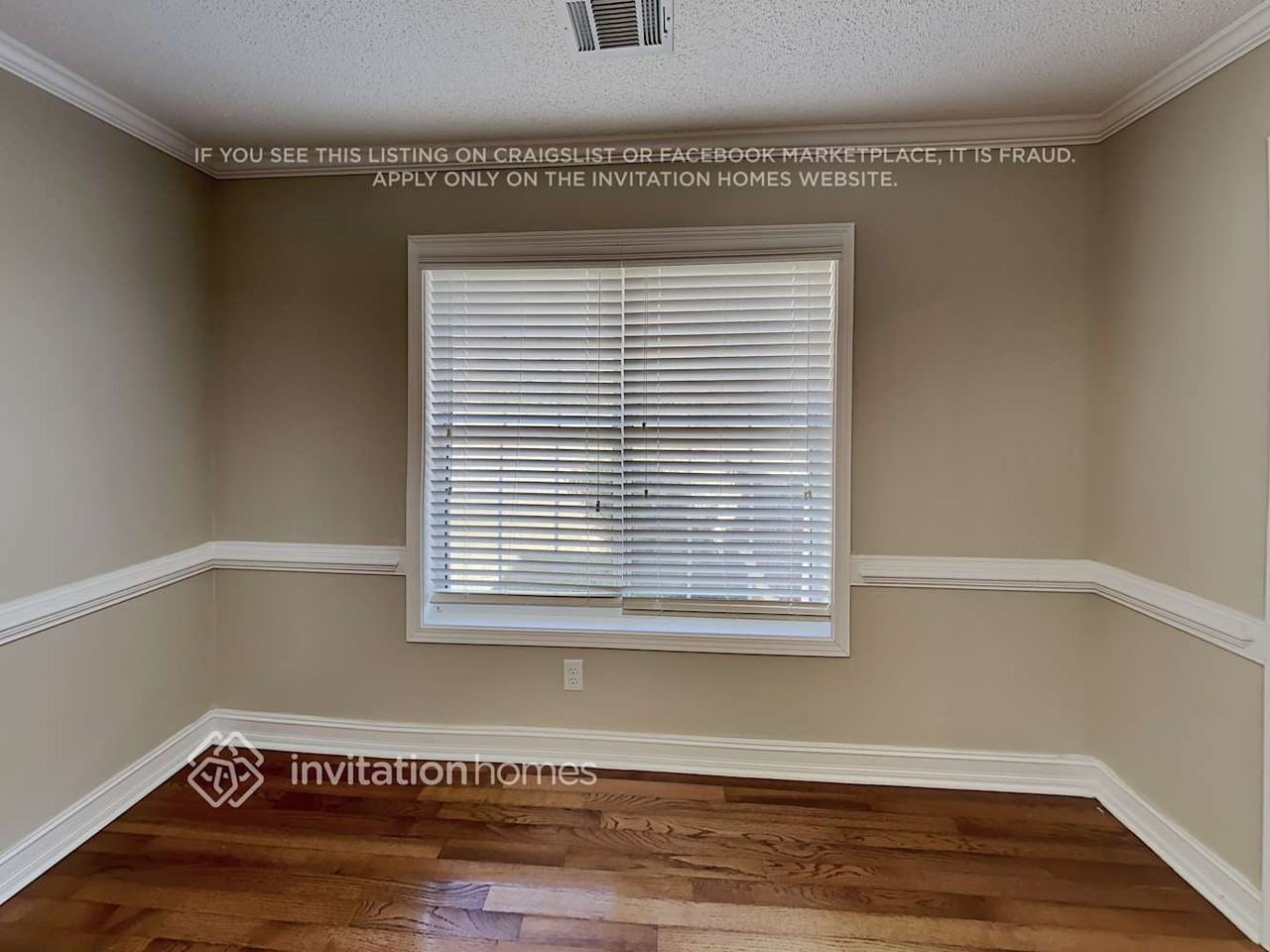 1121 Sutton Dr - Photo 7 of 19
