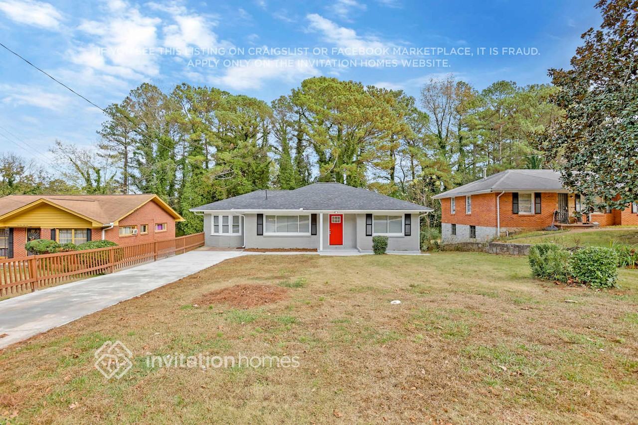 1958 Laurel Ln - Photo 4 of 24