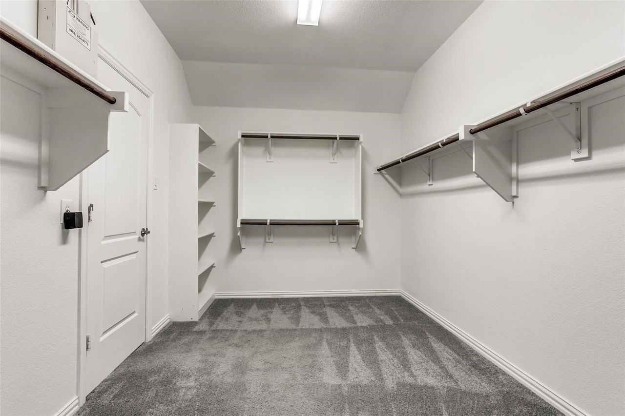 3508 Westerly Ln - Photo 6 of 33
