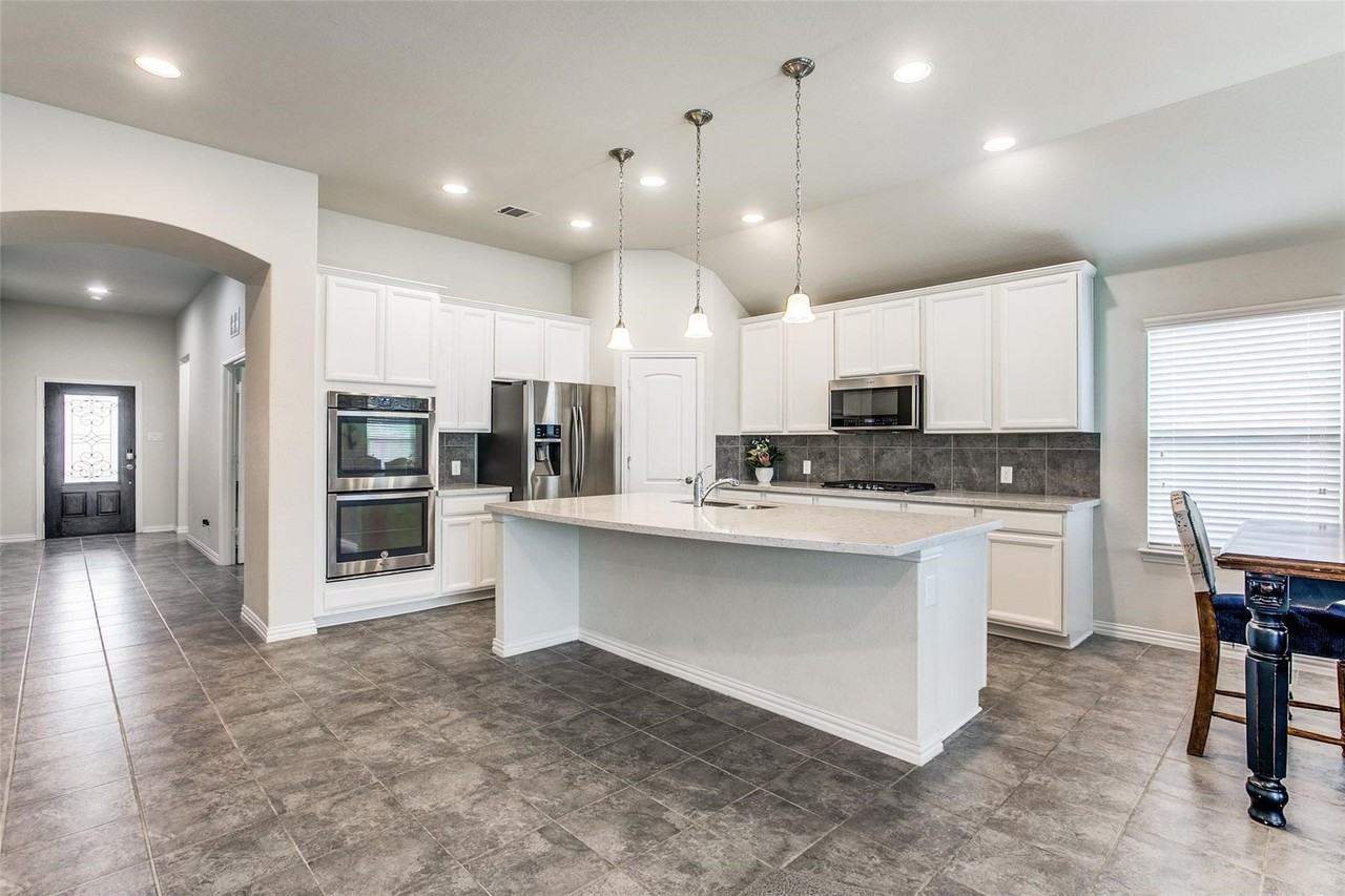 3508 Westerly Ln - Photo 7 of 33