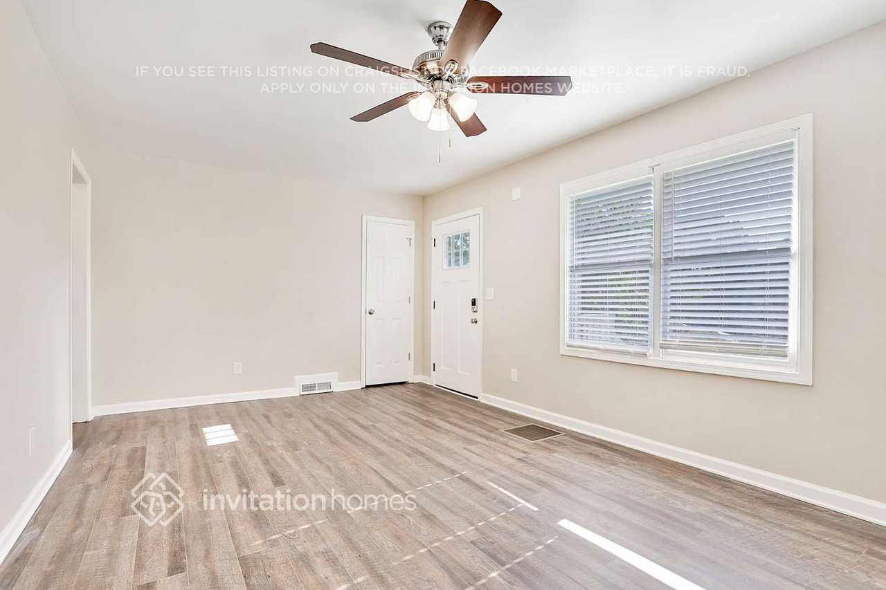 2261 Mark Trl - Photo 3 of 20