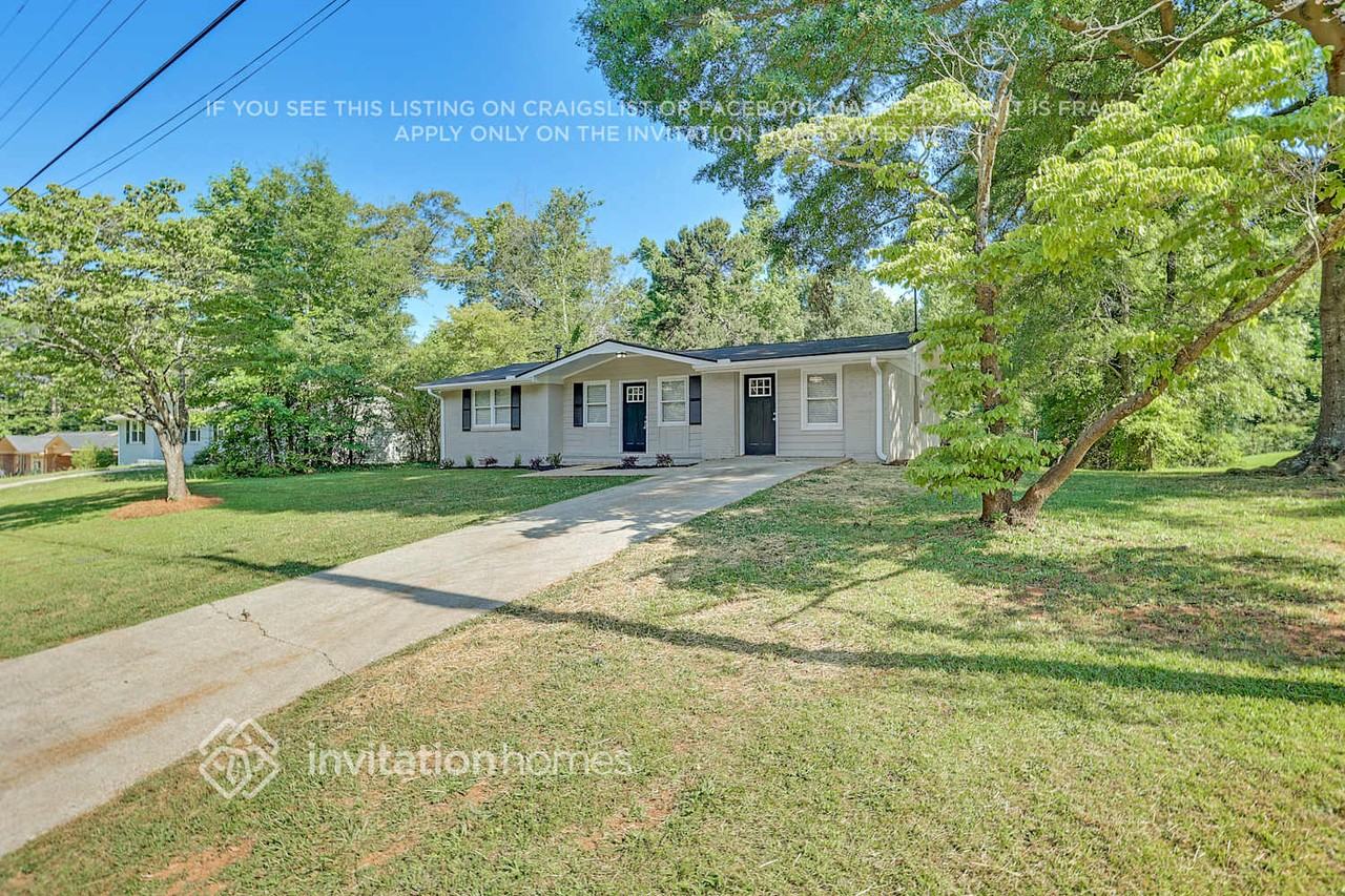 6265 Lakeview Dr - Photo 4 of 33