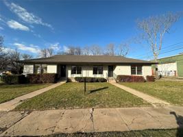 featured image of 315 W Main St
