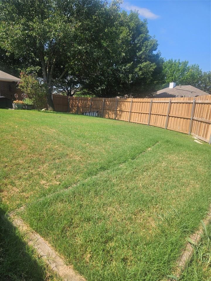 4522 Highlands Dr - Photo 2 of 19