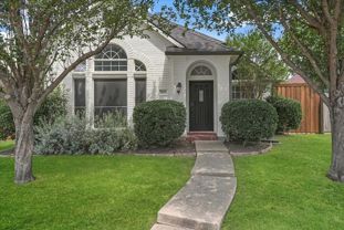 3173 Riverside Dr - Photo 1 of 1