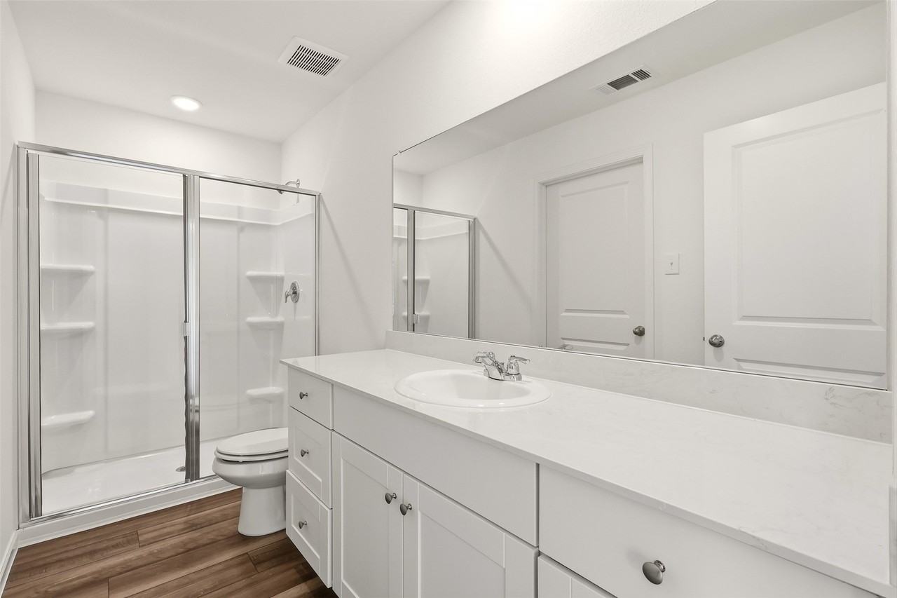 14126 Donahue St - Photo 5 of 16