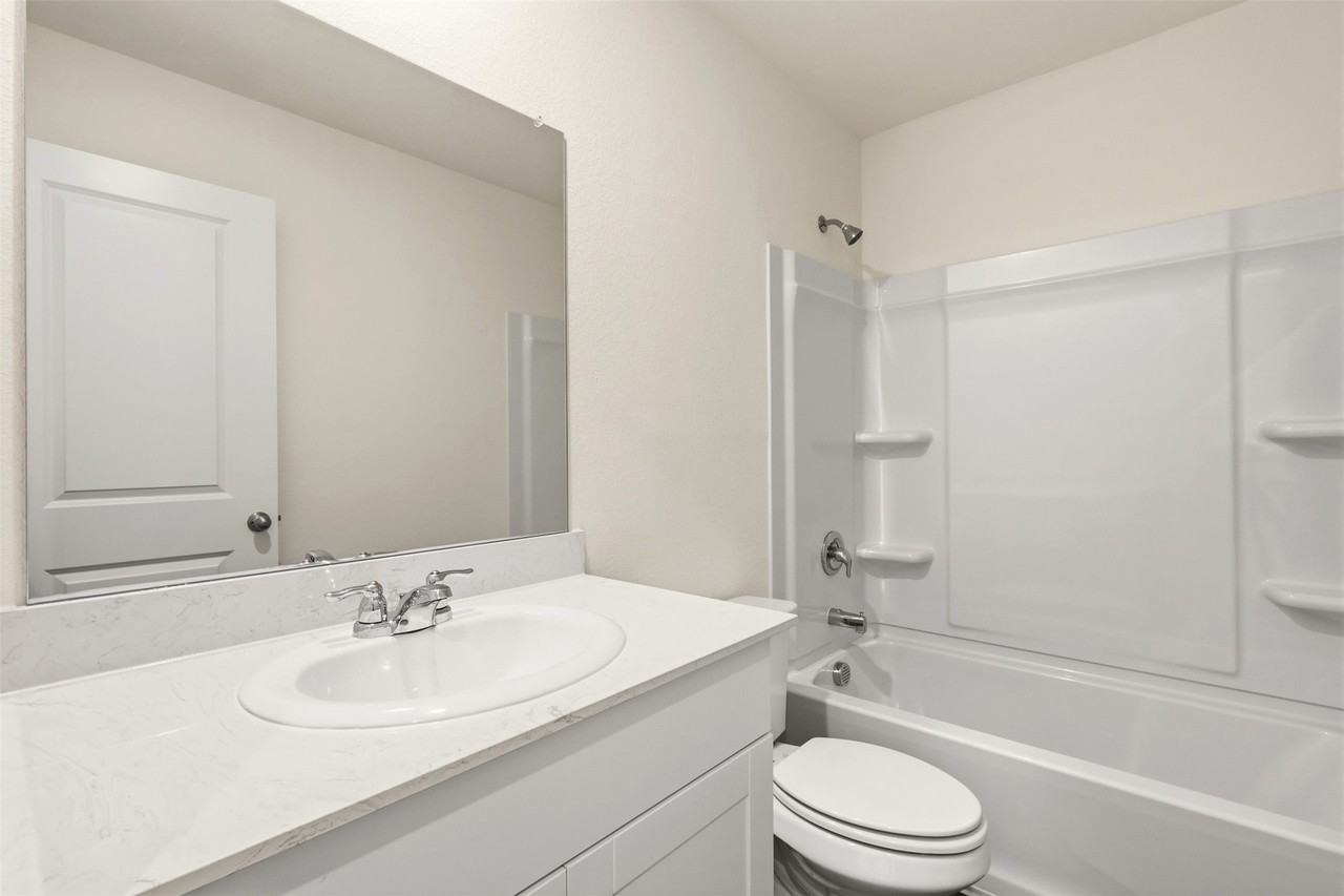14126 Donahue St - Photo 7 of 16