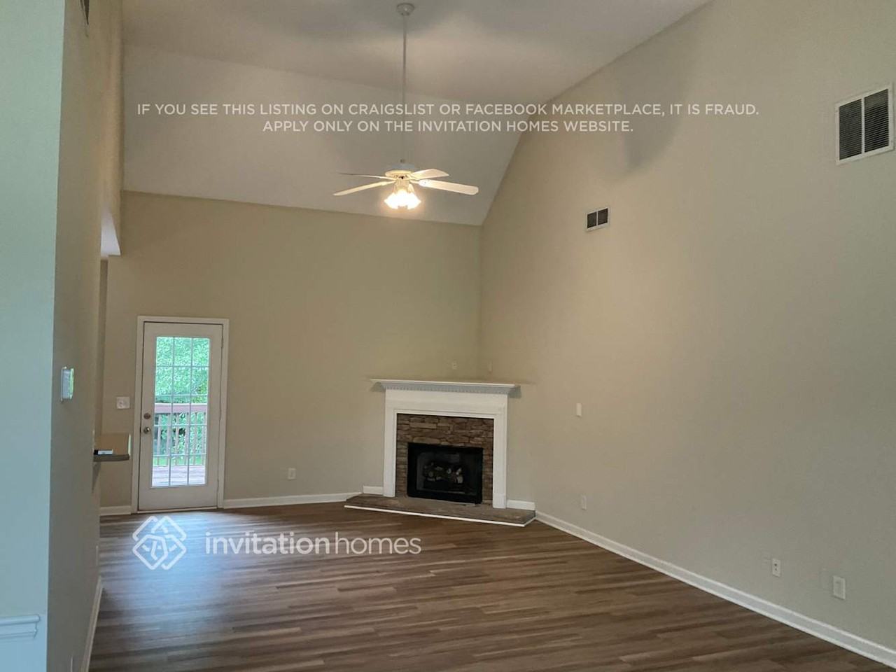 1103 Mason Lee Ave - Photo 5 of 14