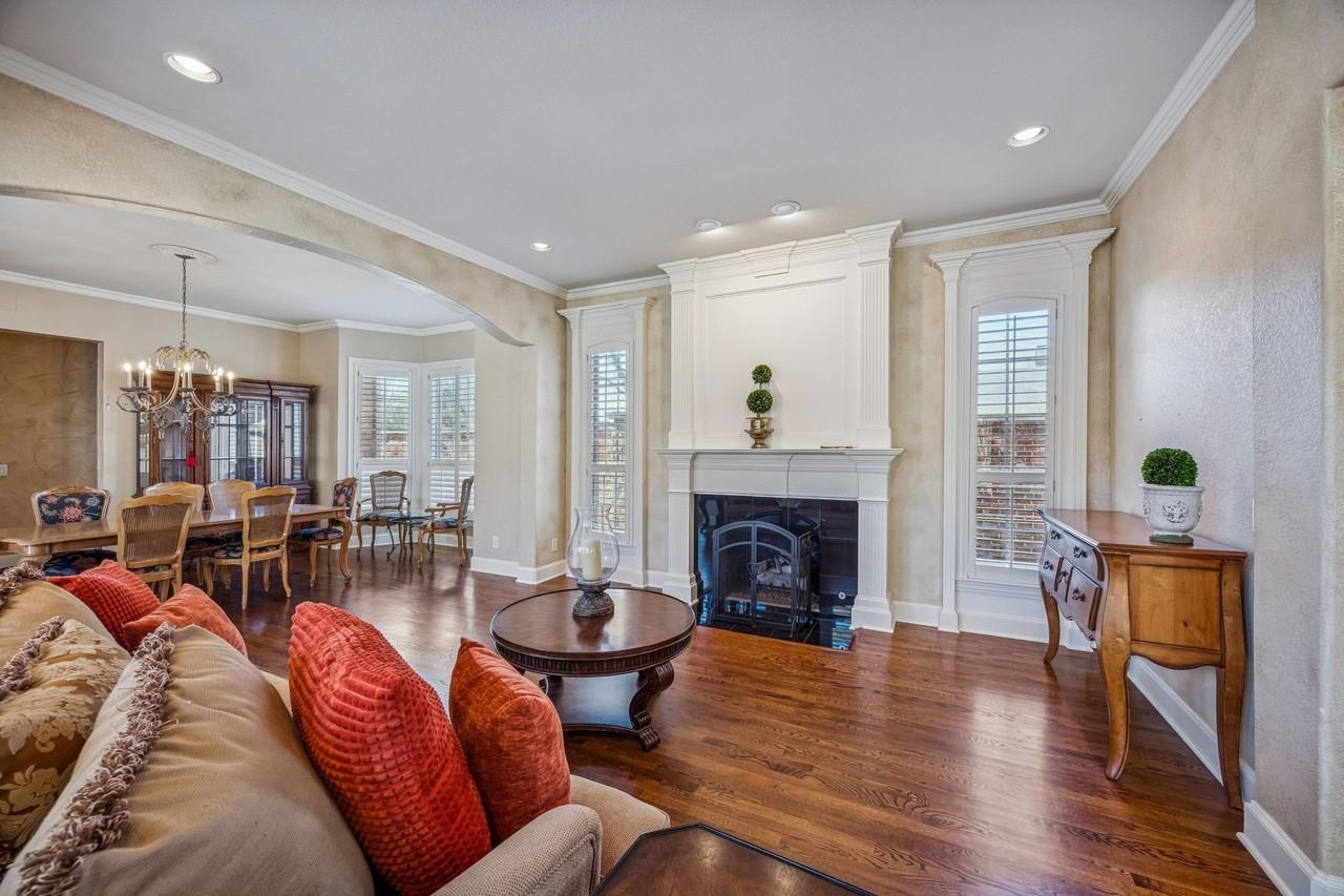 5012 Kirkland Ct - Photo 4 of 40